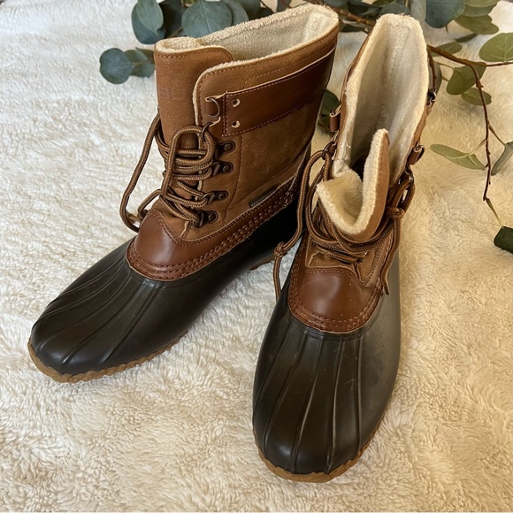 JBU • Nova Scotia Rain Boot - Picture 2 of 15